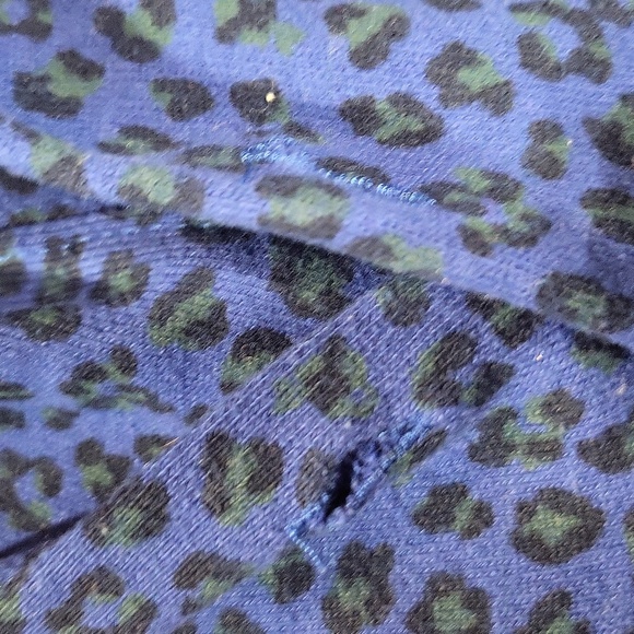 LEVI'S Blue Black Green Animal Print Logo Hoodie Kangaroo Pocket Sweatshirt - Picture 8 of 16